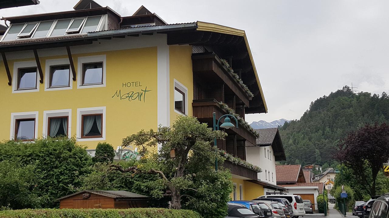 Hotel Mozart Ландек Екстер'єр фото