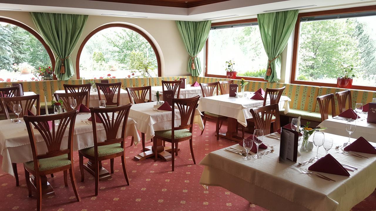 Hotel Mozart Ландек Екстер'єр фото