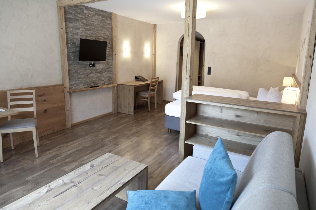 Hotel Mozart Ландек Екстер'єр фото